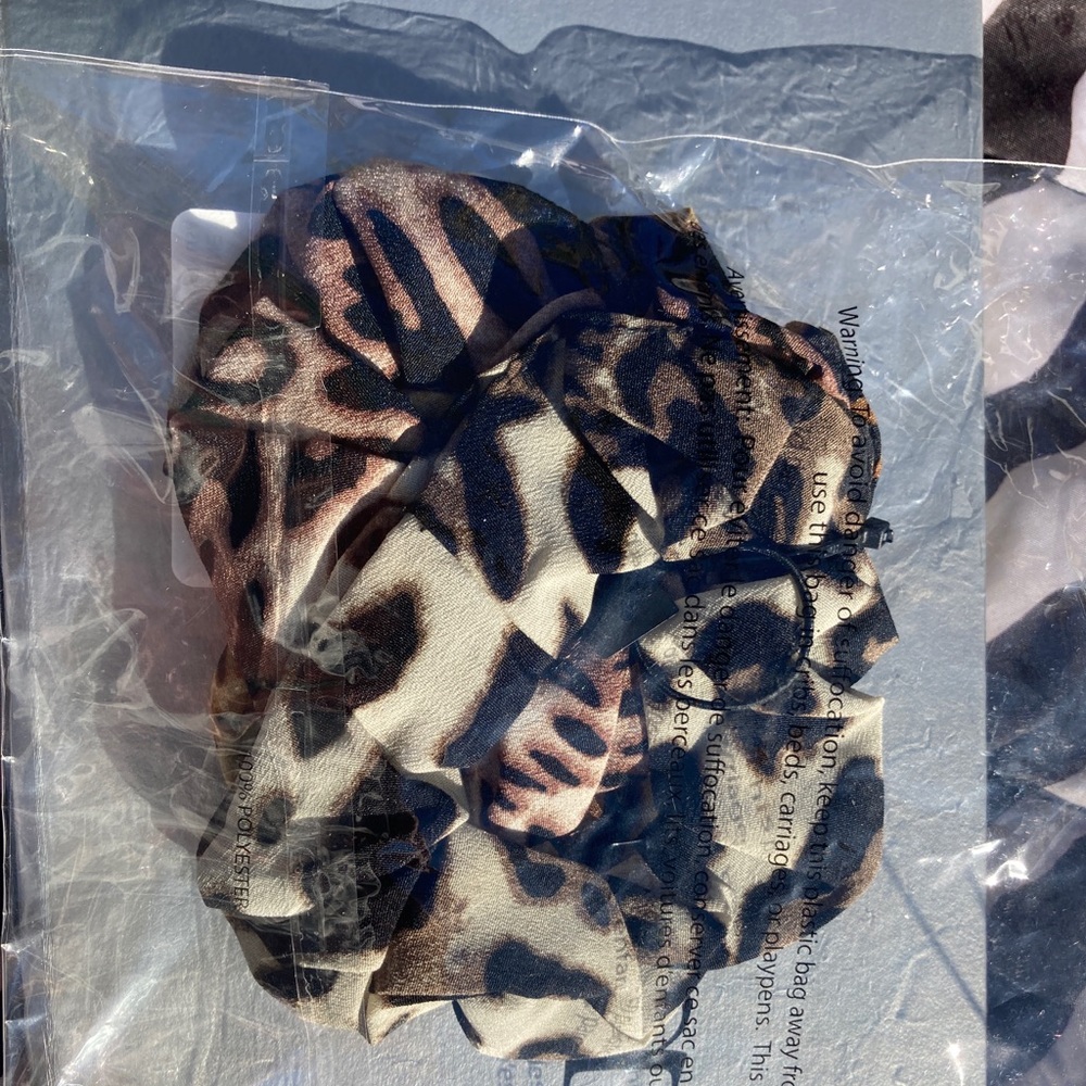 Ombré Leopard Scrunchies - Set of 3 - NWT